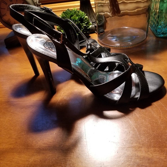 Womens Daisy Fuentes Black "Collin" Heels - Picture 1 of 8